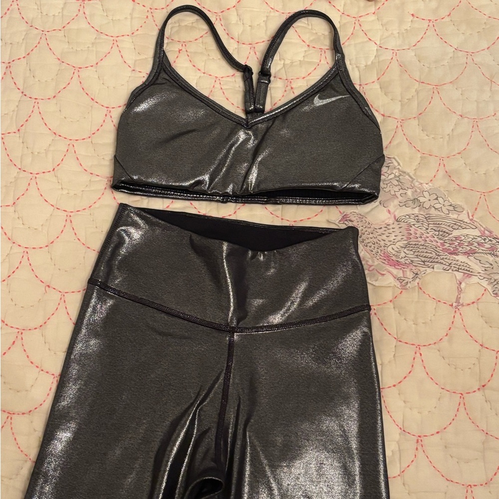 Nike Shimmering Black Sports Set